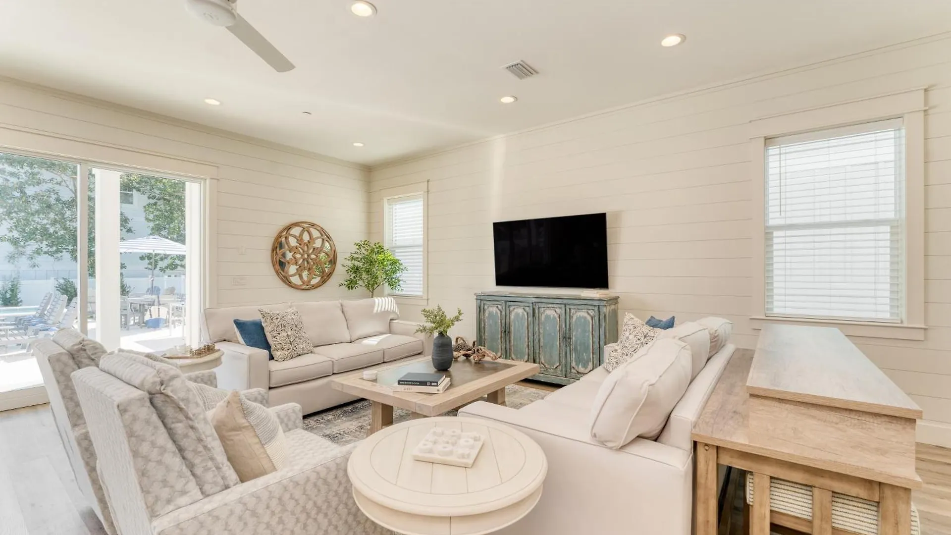 Crystal Sands By Avantstay Walk To The Beach Destin 0*,  ABD